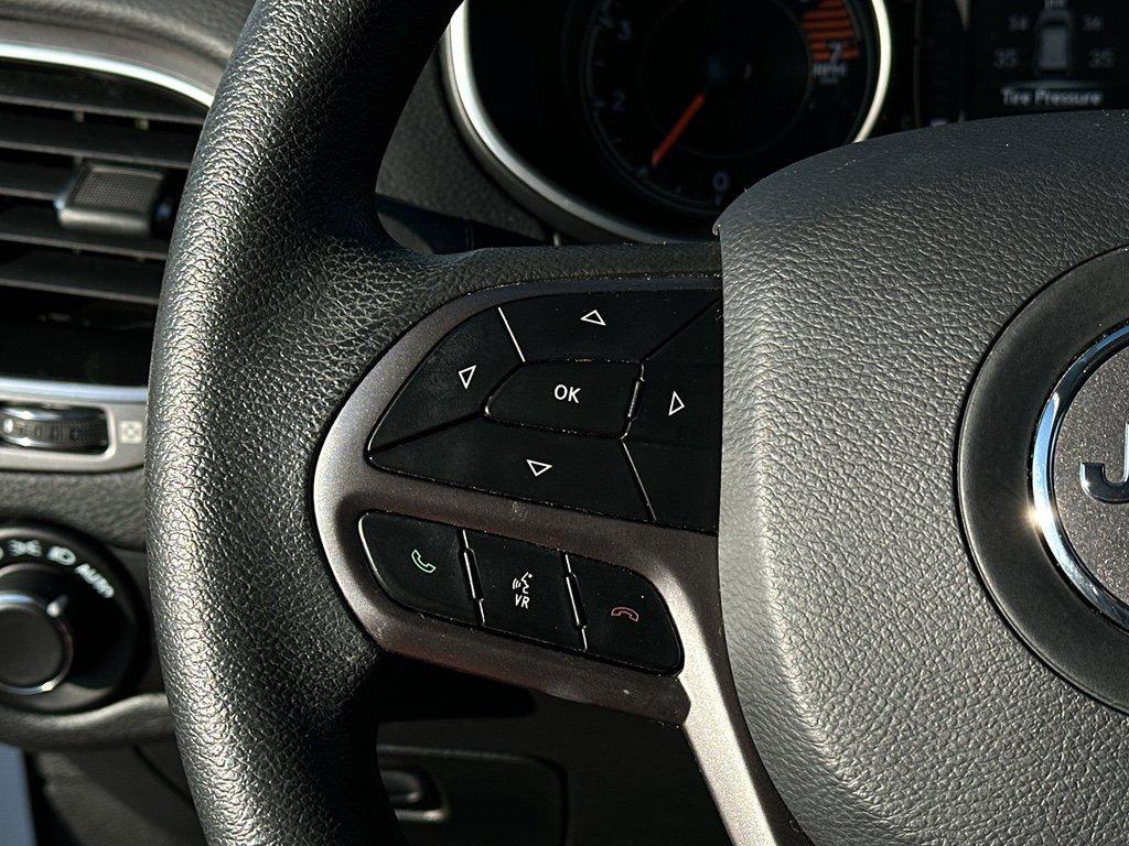 used 2021 Jeep Cherokee car, priced at $14,850