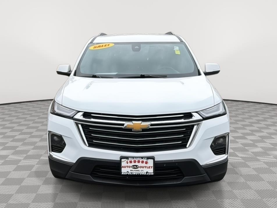 used 2023 Chevrolet Traverse car, priced at $32,425