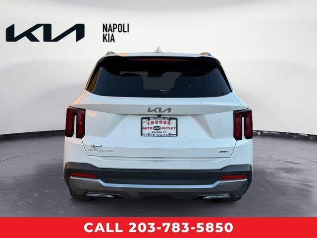 used 2025 Kia Sorento Plug-In Hybrid car, priced at $50,085