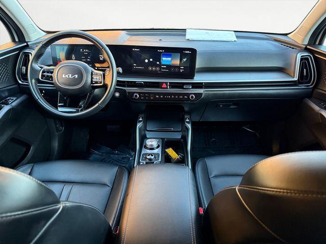 used 2025 Kia Sorento Plug-In Hybrid car, priced at $50,085