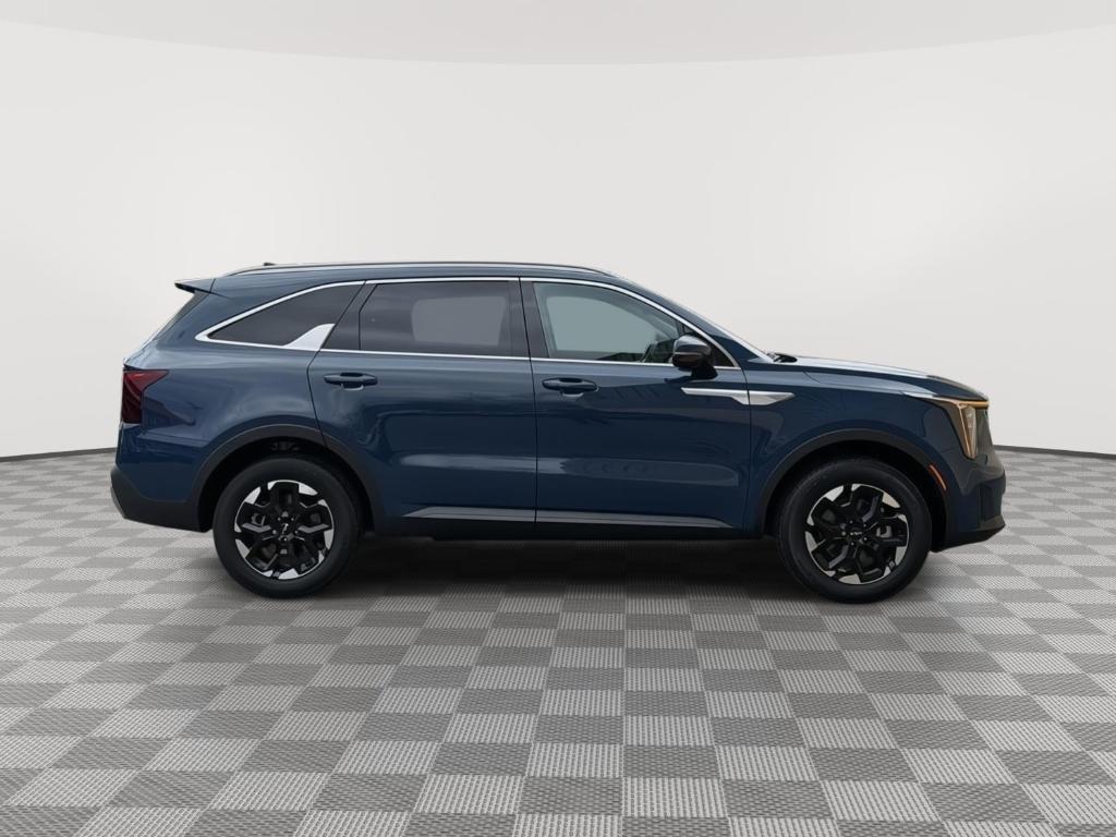 used 2025 Kia Sorento car, priced at $34,400