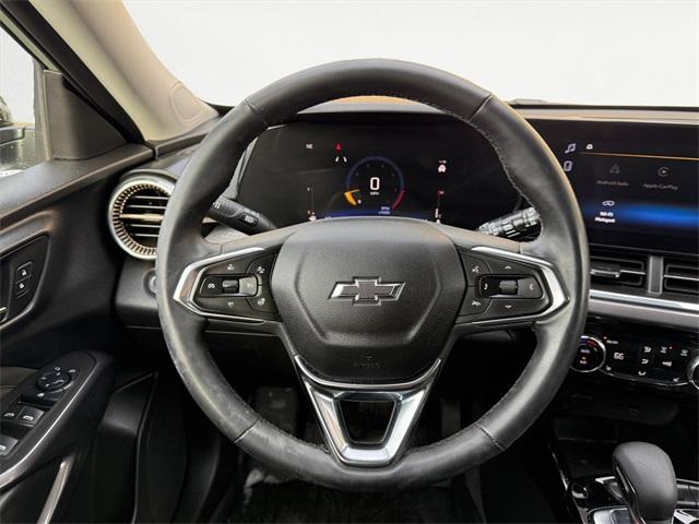 used 2025 Chevrolet Trax car, priced at $22,998