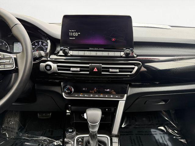 used 2023 Kia Seltos car, priced at $23,897