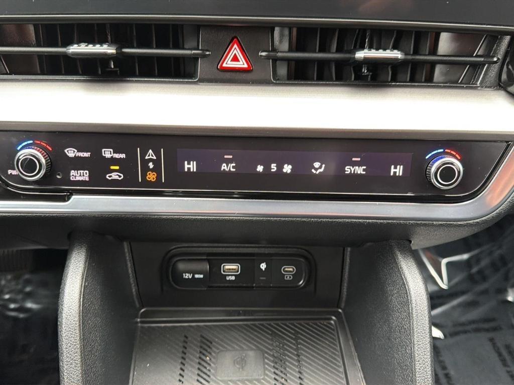 used 2025 Kia Sportage car, priced at $32,874