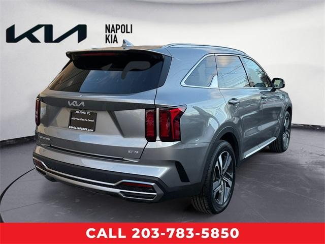 used 2023 Kia Sorento Hybrid car