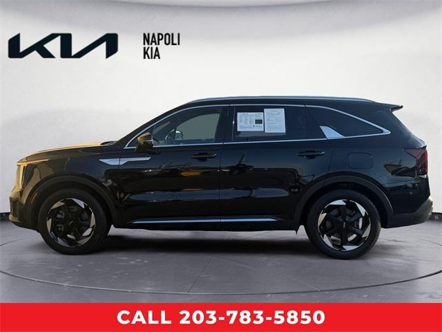 used 2025 Kia Sorento Hybrid car, priced at $29,874