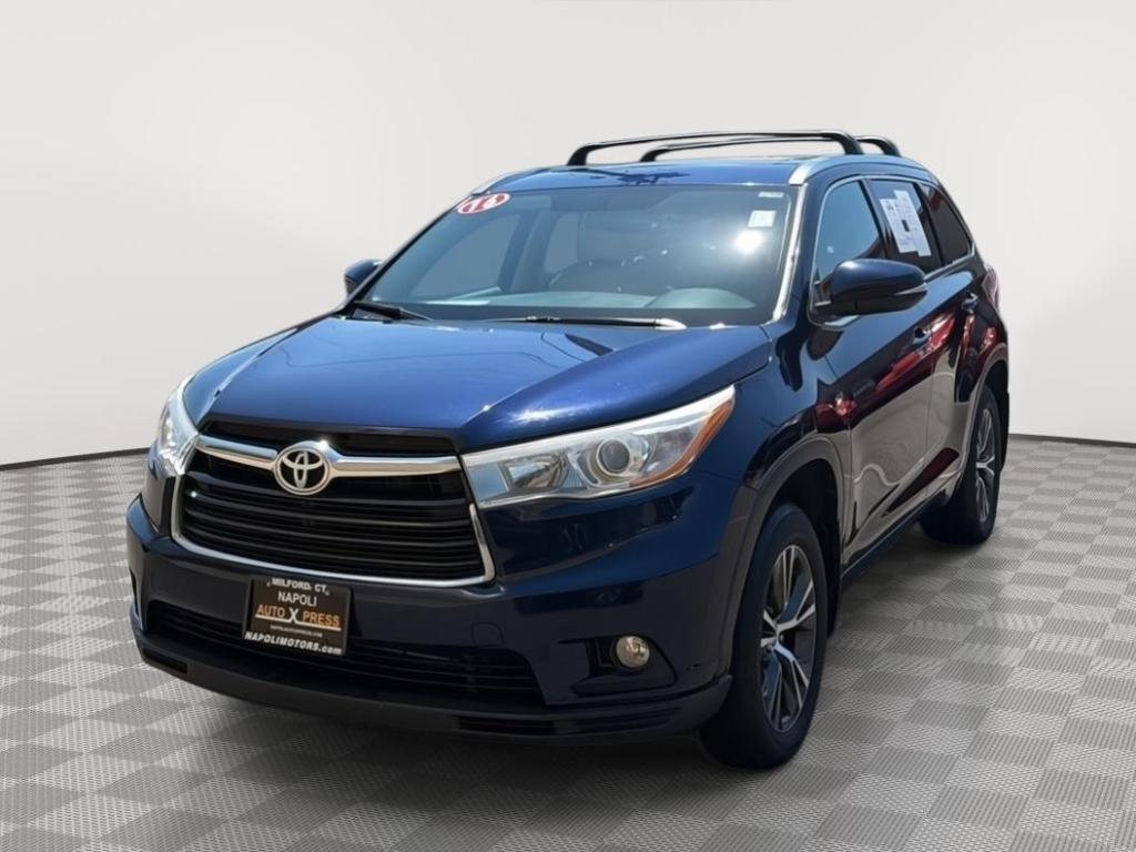 used 2016 Toyota Highlander car, priced at $14,350