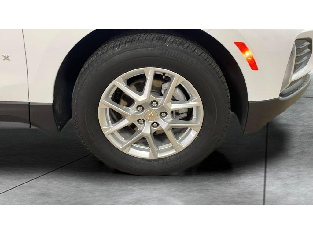 used 2024 Chevrolet Equinox car, priced at $23,694