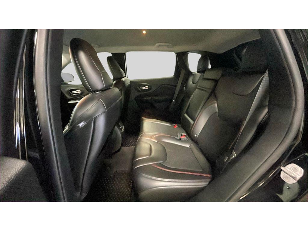 used 2019 Jeep Cherokee car, priced at $15,473