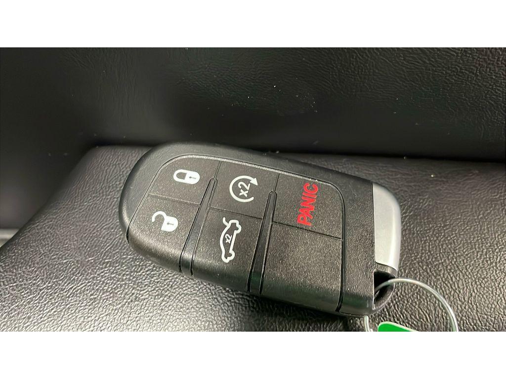 used 2019 Jeep Cherokee car, priced at $15,473