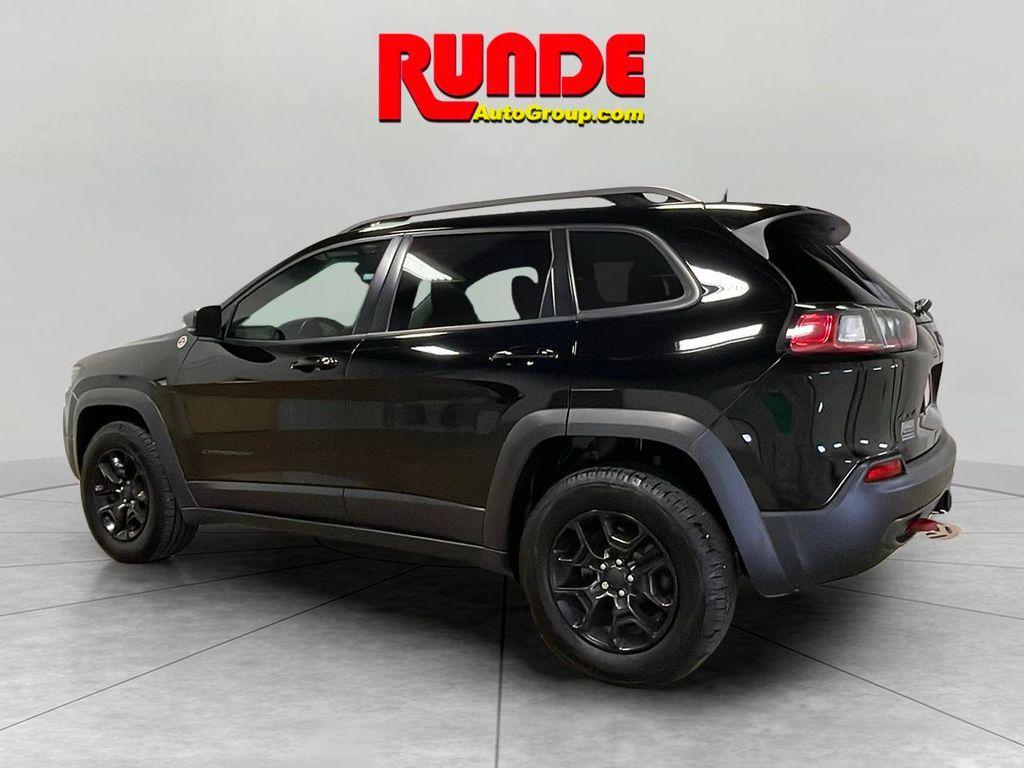 used 2019 Jeep Cherokee car, priced at $15,473