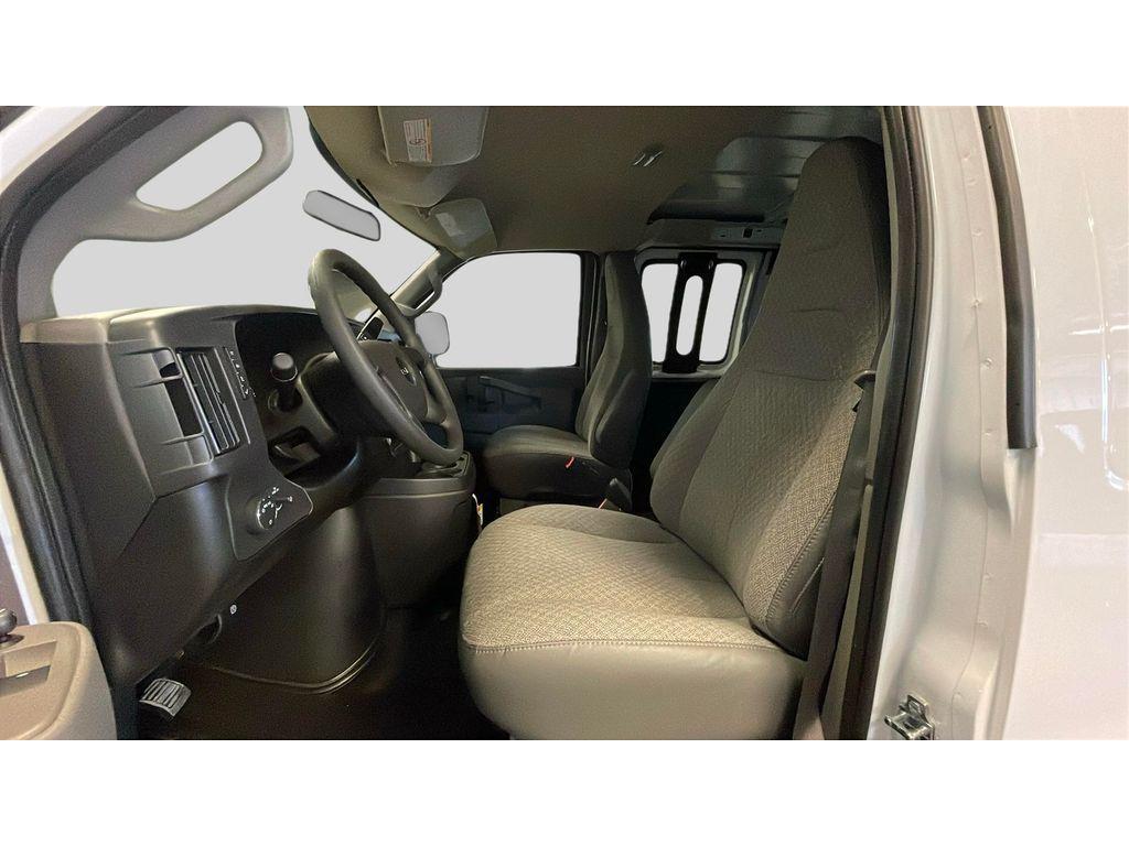 new 2025 GMC Savana 3500 car, priced at $50,295