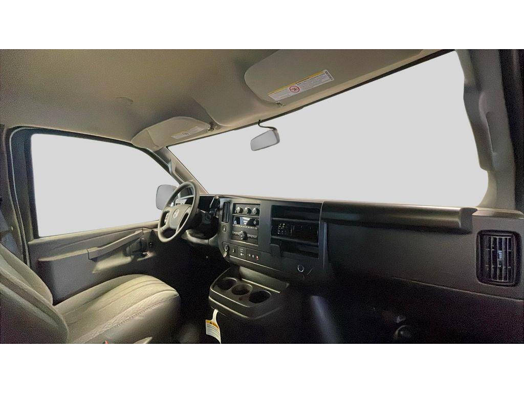new 2025 GMC Savana 3500 car, priced at $50,295