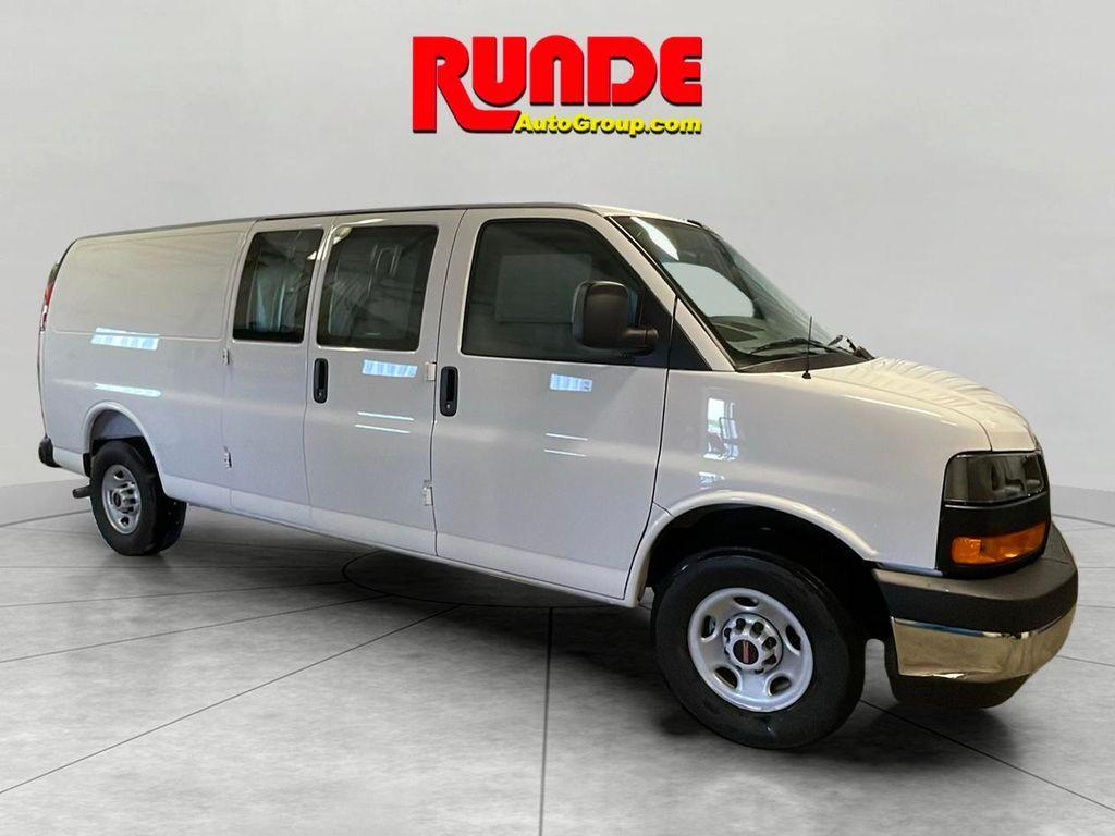 new 2025 GMC Savana 3500 car, priced at $50,295