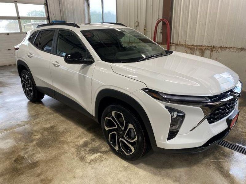 new 2026 Chevrolet Trax car, priced at $28,319