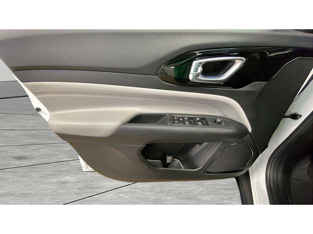 used 2022 Jeep Compass car, priced at $24,290