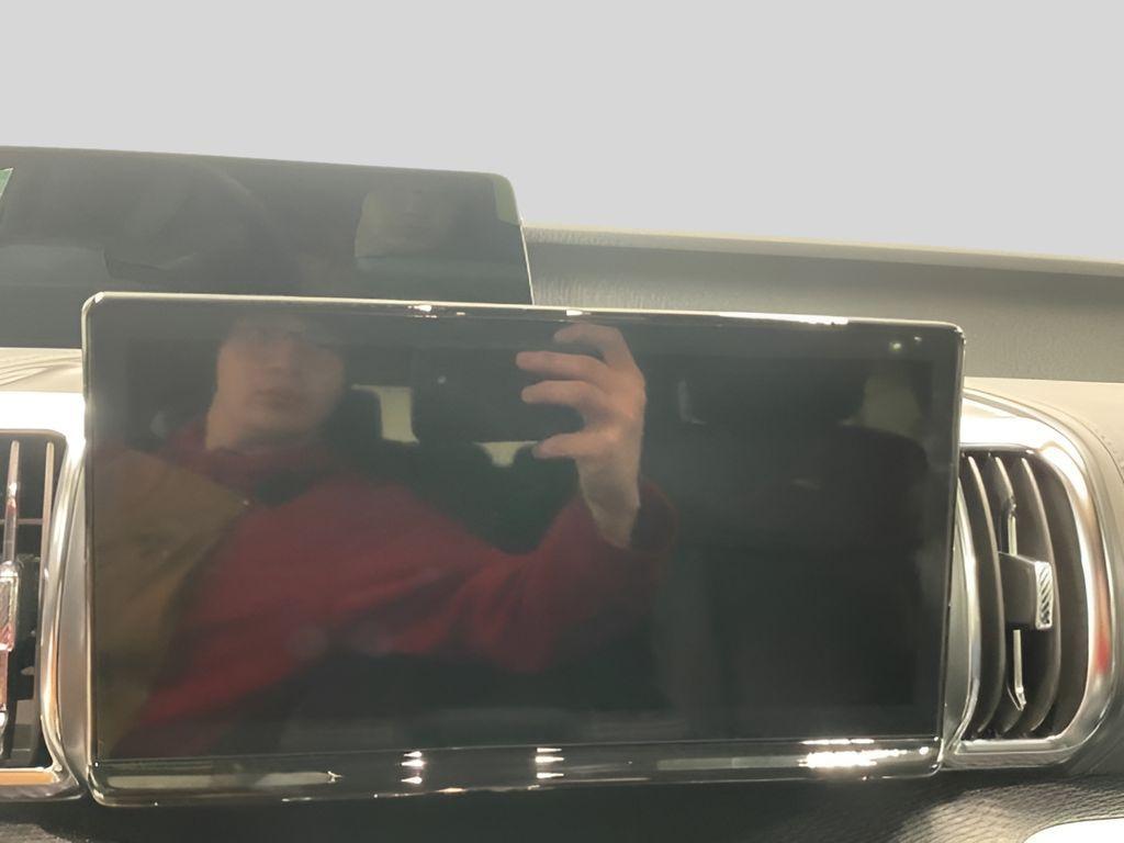 new 2025 Ford Expedition car, priced at $82,315