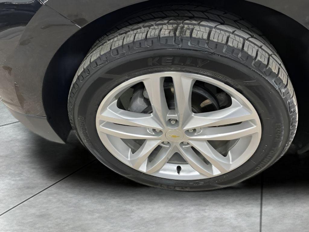 used 2020 Chevrolet Equinox car, priced at $21,421