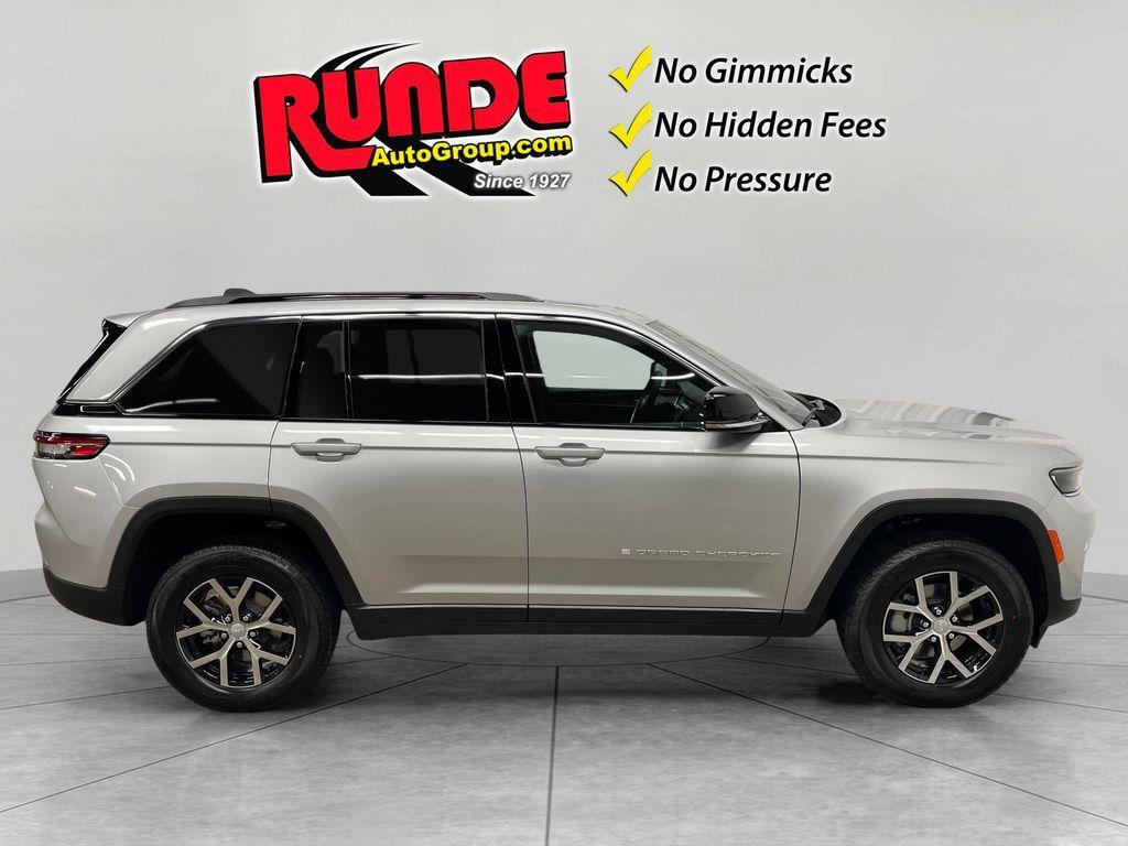 new 2025 Jeep Grand Cherokee car, priced at $48,444