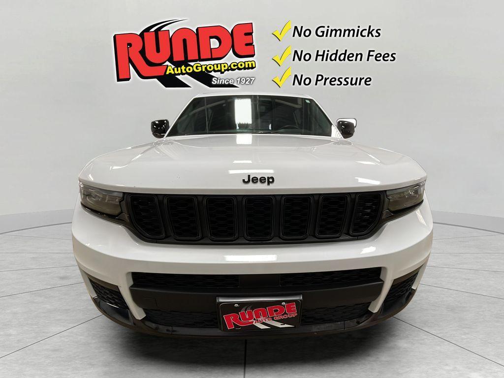 used 2024 Jeep Grand Cherokee L car, priced at $33,990