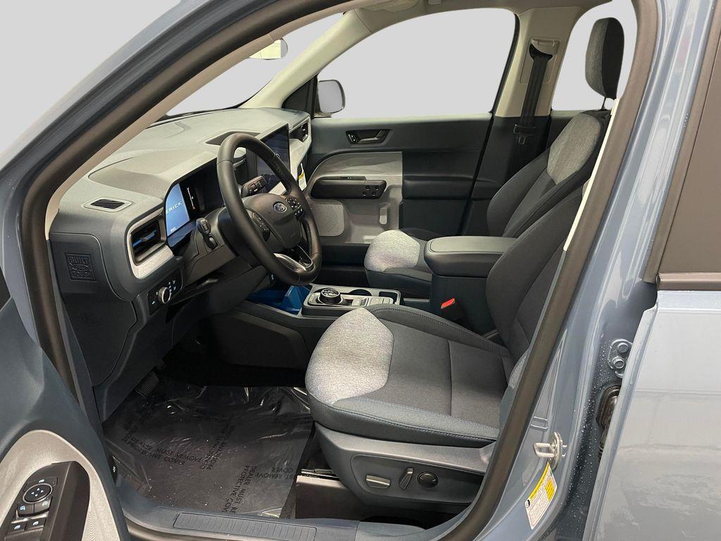 new 2025 Ford Maverick car, priced at $35,020