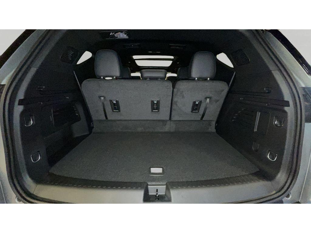 new 2026 Chevrolet Traverse car, priced at $48,013