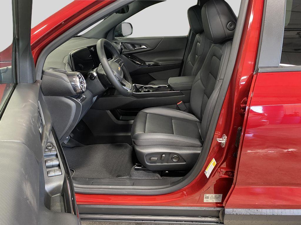 new 2026 Chevrolet Equinox car, priced at $35,054