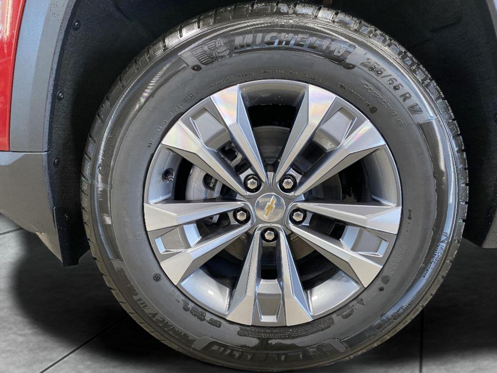 new 2026 Chevrolet Equinox car, priced at $35,054