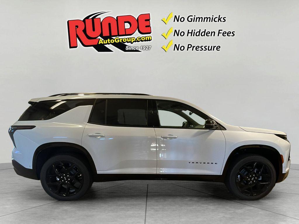 new 2026 Chevrolet Traverse car, priced at $59,525