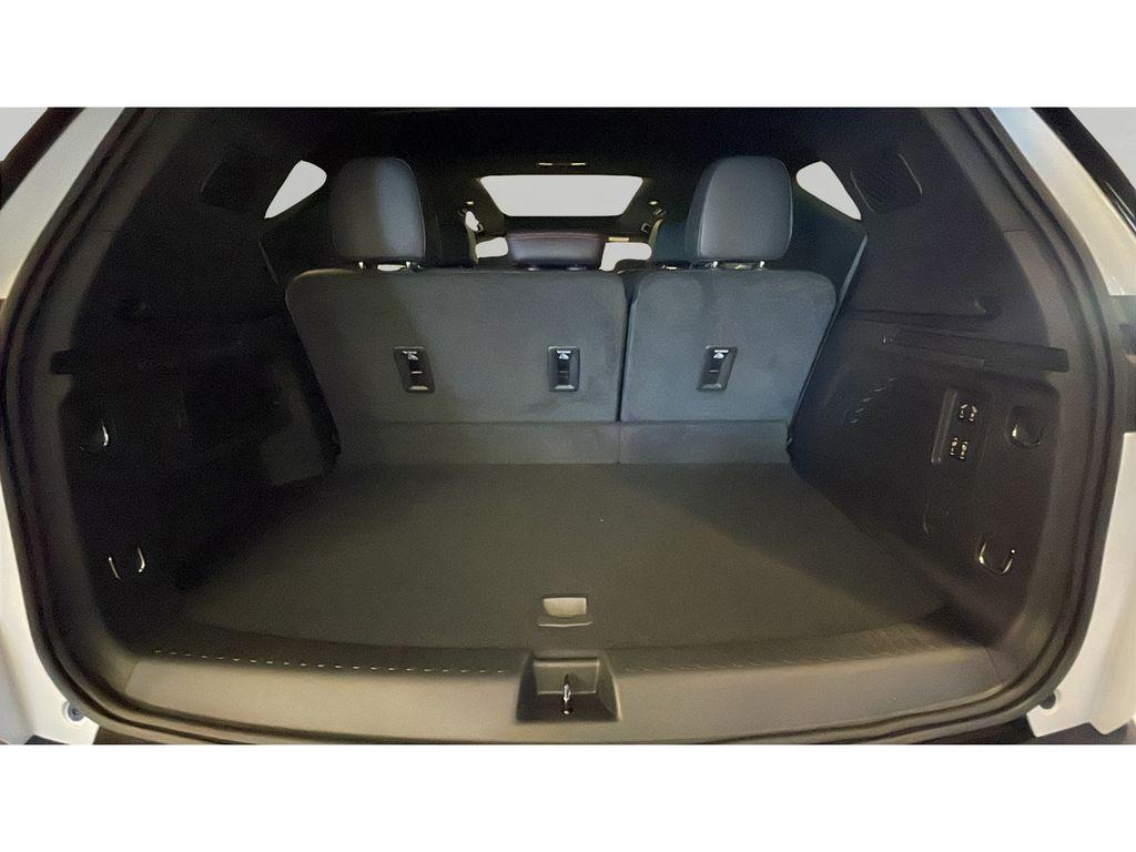 new 2026 Chevrolet Traverse car, priced at $59,525