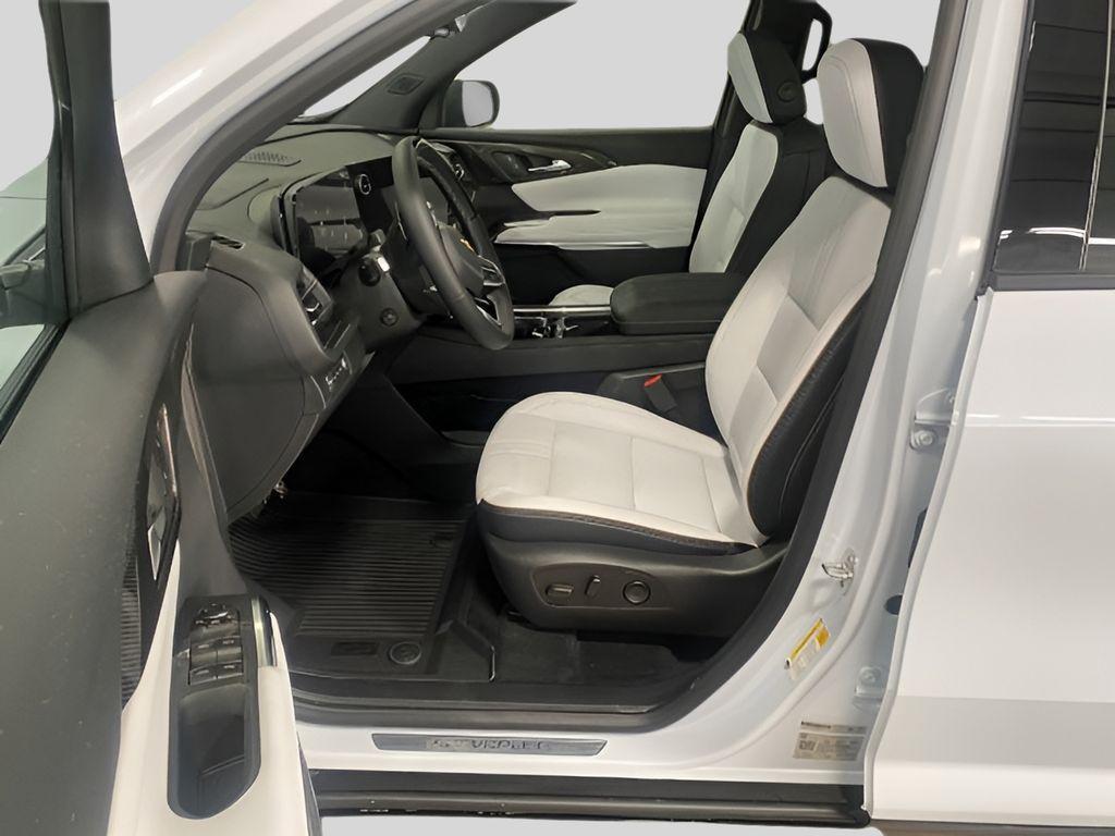 new 2026 Chevrolet Traverse car, priced at $59,626