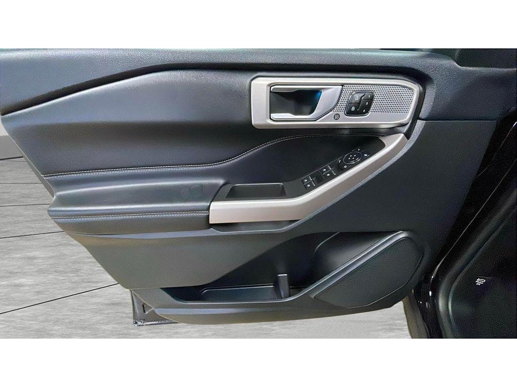 used 2023 Ford Explorer car, priced at $30,988