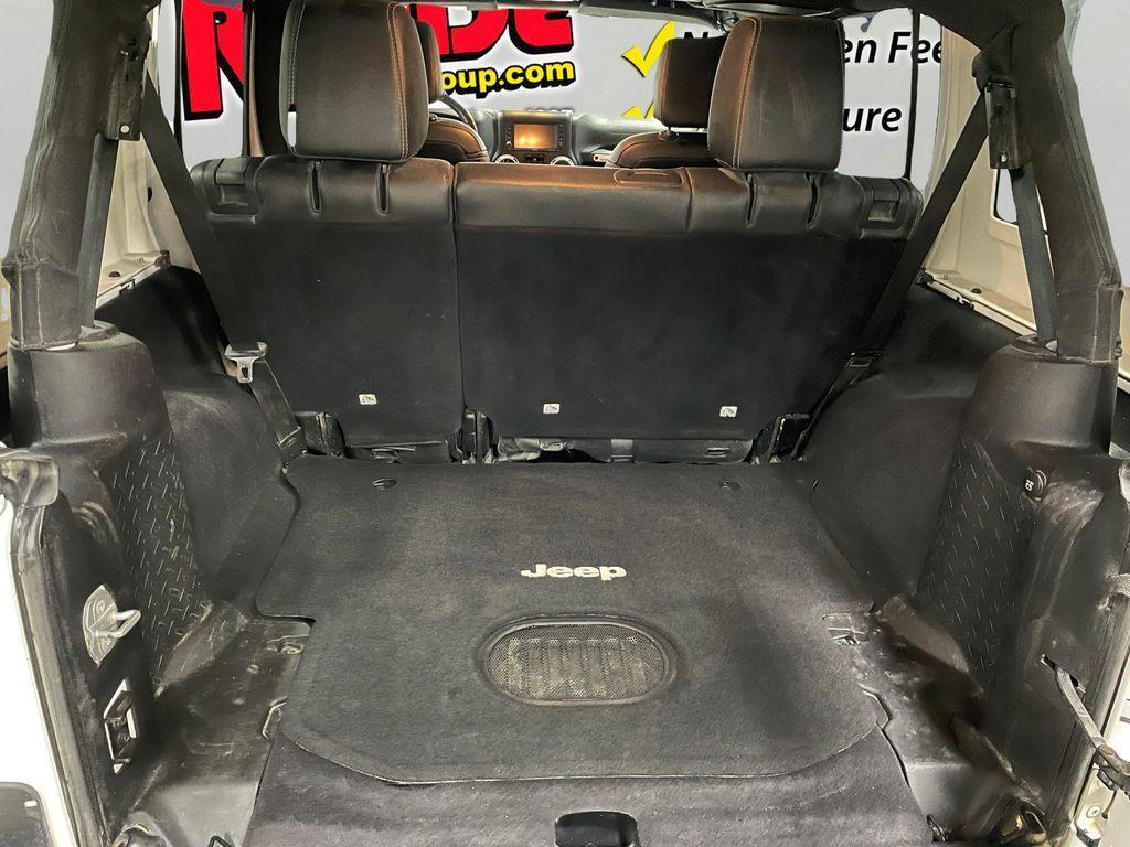 used 2015 Jeep Wrangler Unlimited car, priced at $14,992