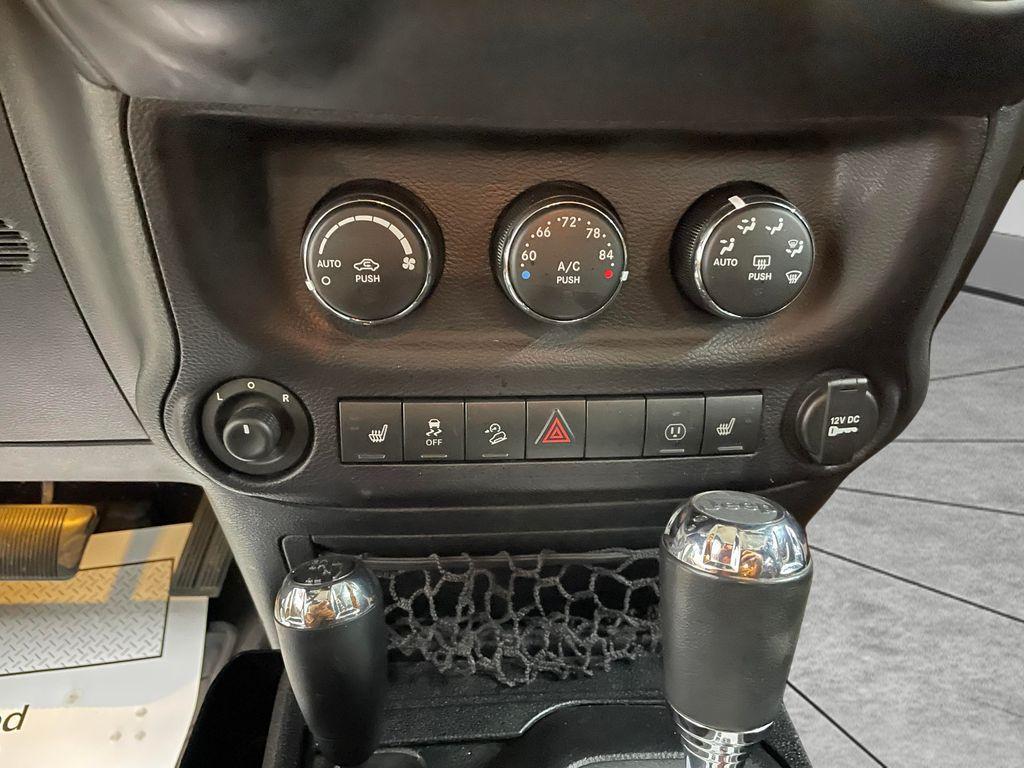 used 2015 Jeep Wrangler Unlimited car, priced at $14,992