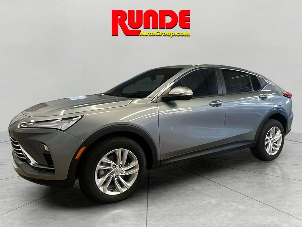 new 2025 Buick Envista car, priced at $25,380