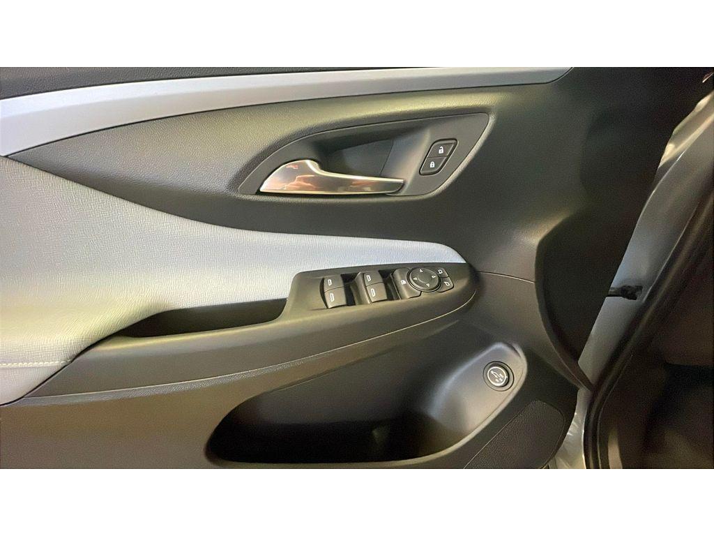 new 2025 Buick Envista car, priced at $25,380