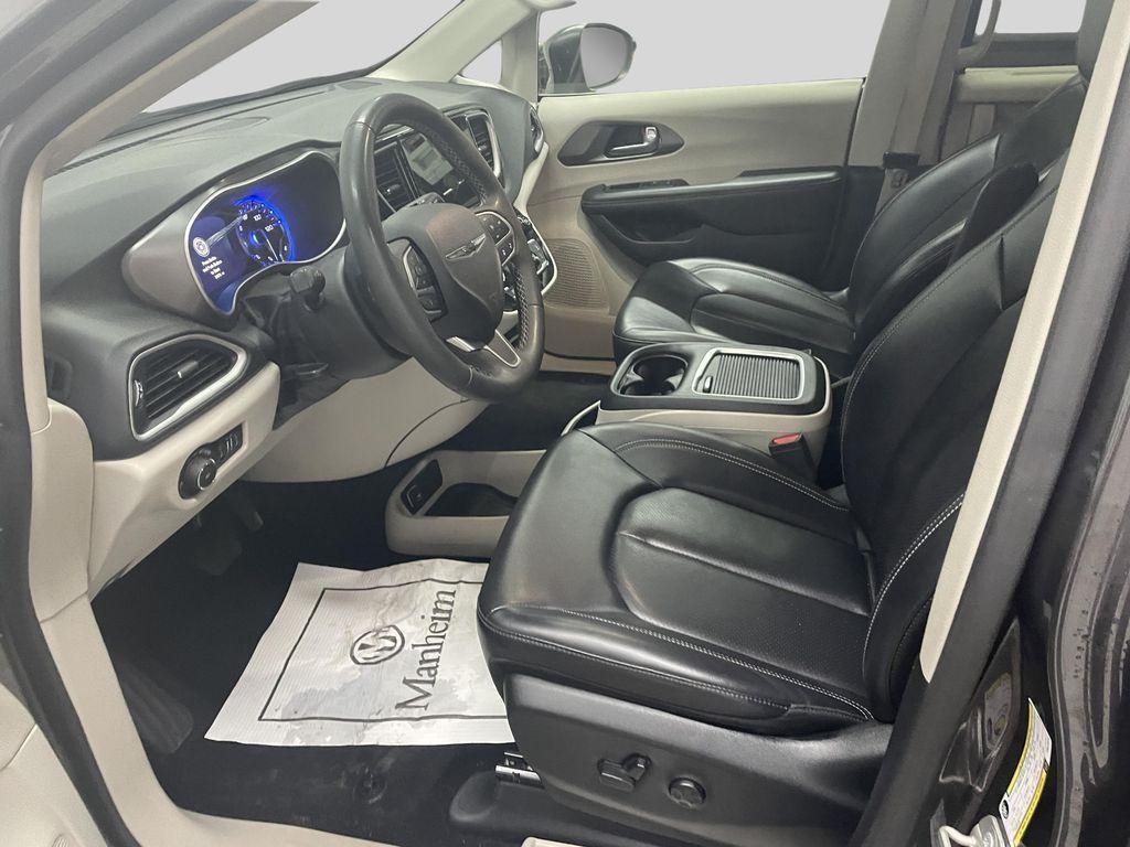 used 2023 Chrysler Pacifica car, priced at $29,490