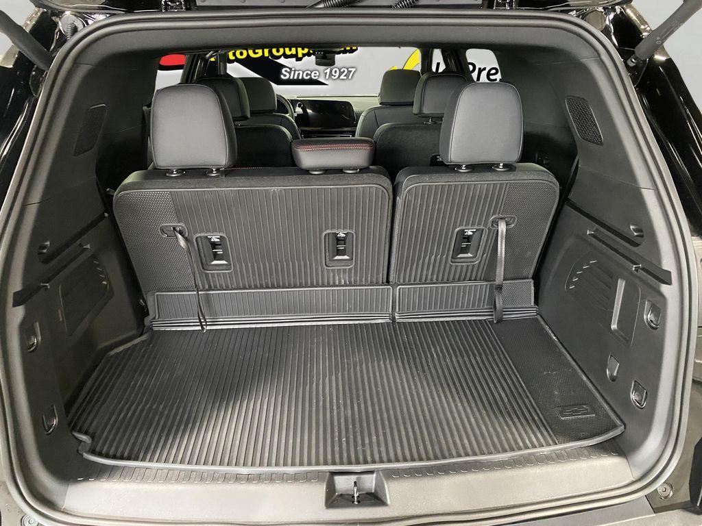 new 2026 Chevrolet Traverse car, priced at $52,012