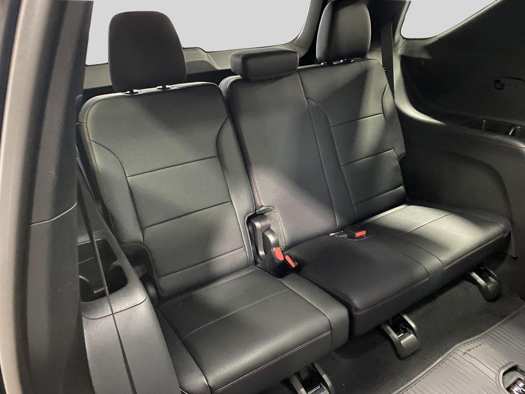 new 2026 Chevrolet Traverse car, priced at $52,012