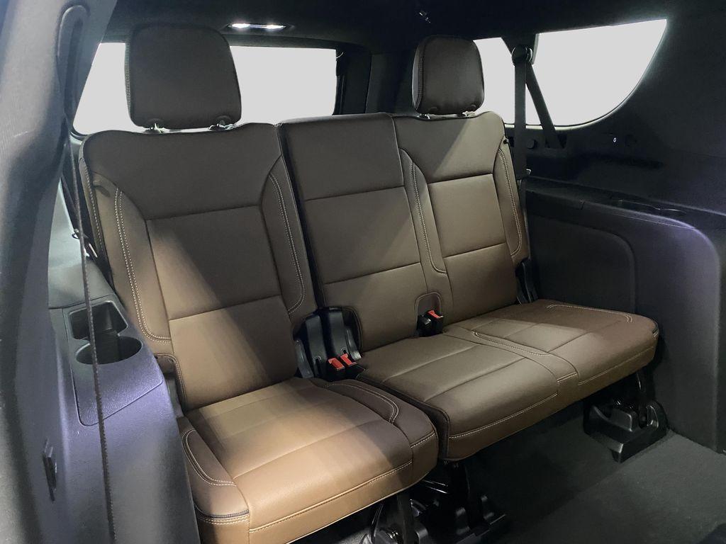 new 2025 Chevrolet Suburban car, priced at $86,725