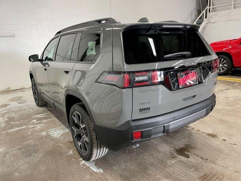 new 2026 Jeep Cherokee car, priced at $45,774