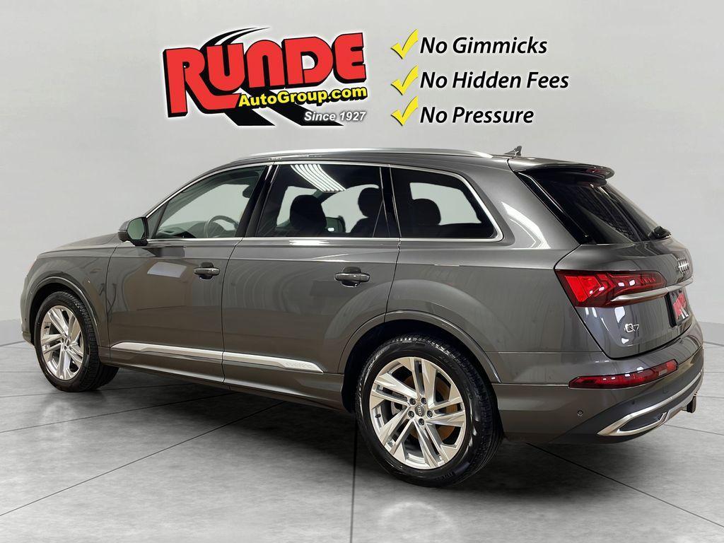 used 2020 Audi Q7 car, priced at $29,961