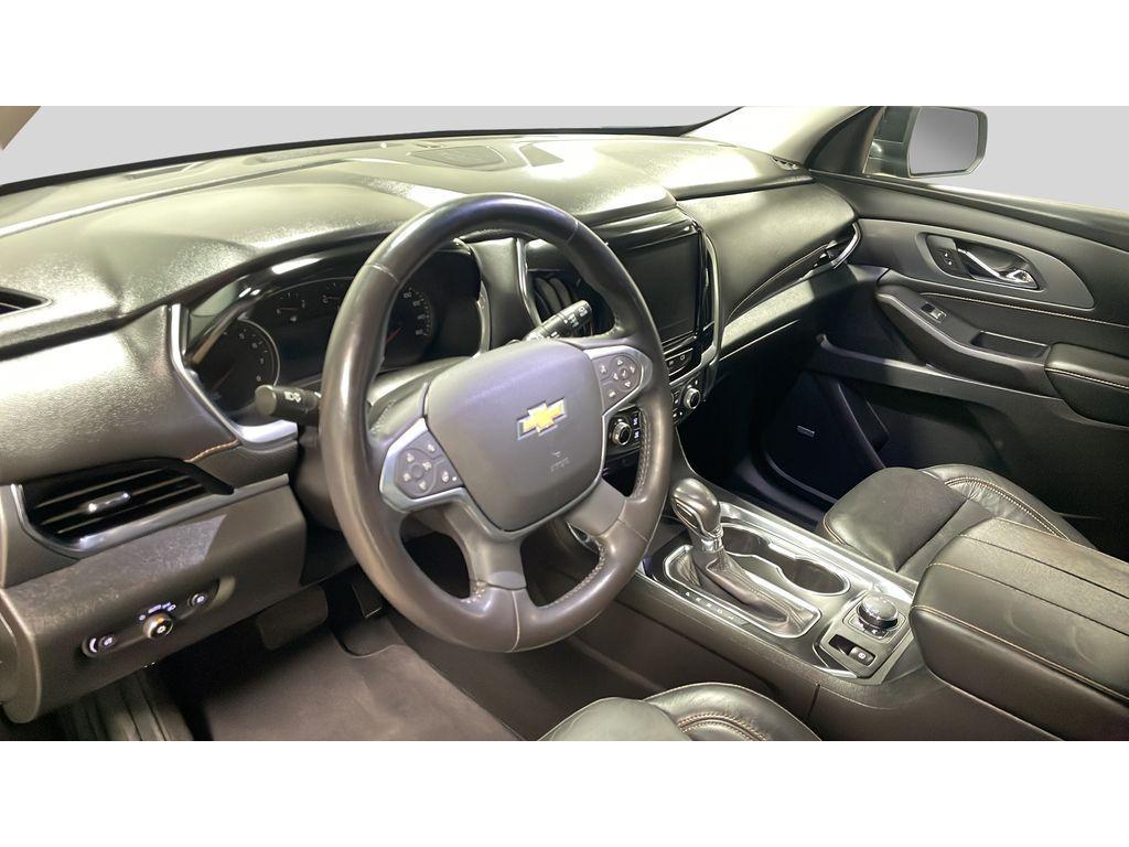 used 2021 Chevrolet Traverse car, priced at $28,890