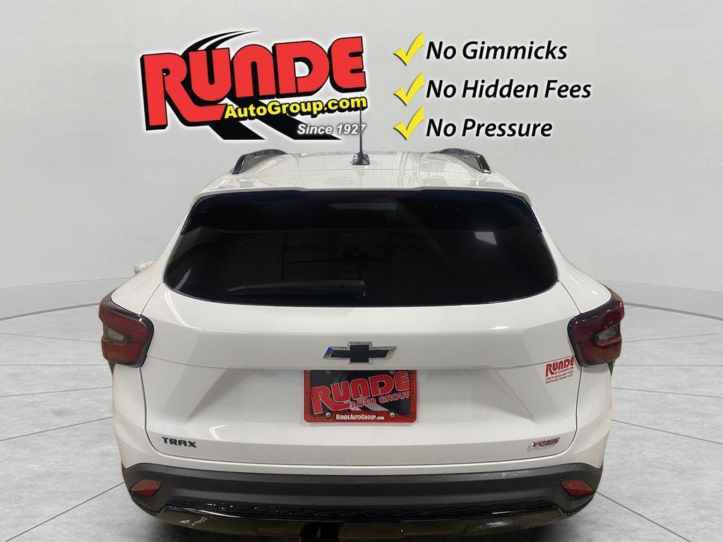 new 2026 Chevrolet Trax car, priced at $28,319