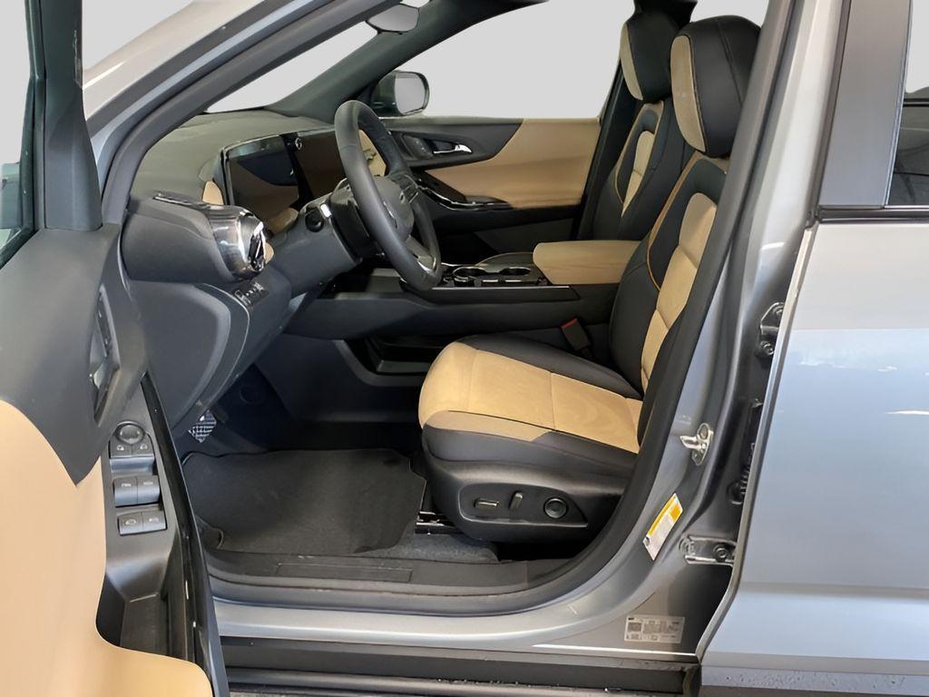 new 2026 Chevrolet Equinox car, priced at $39,342