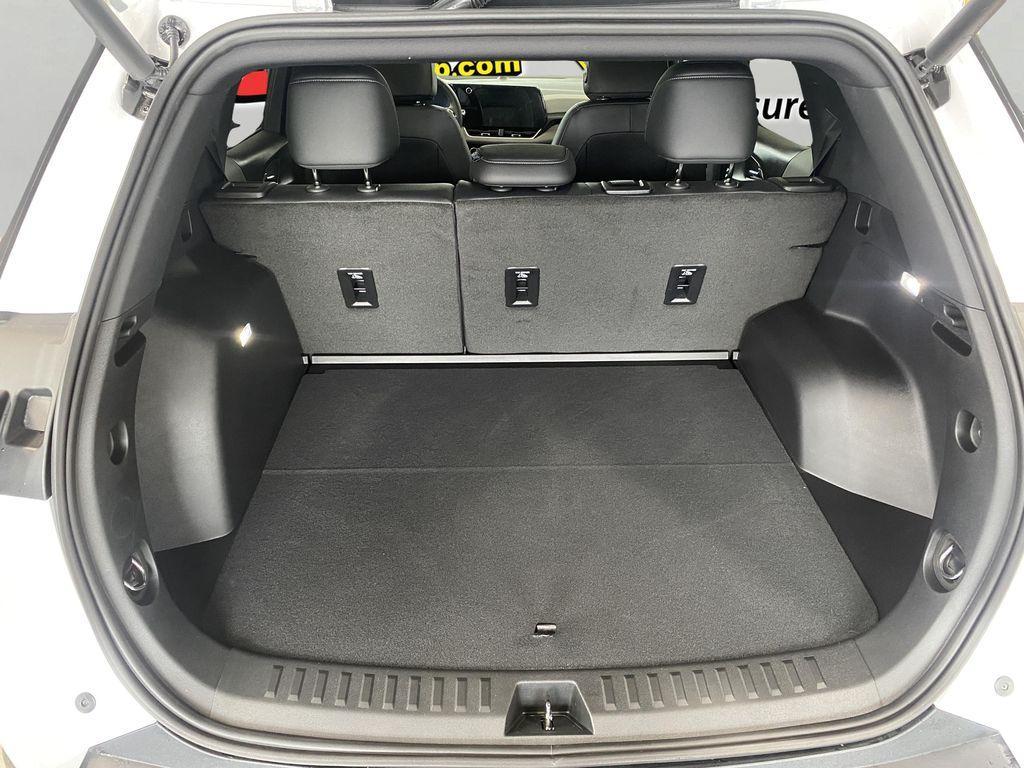 new 2026 Chevrolet Equinox car, priced at $36,647