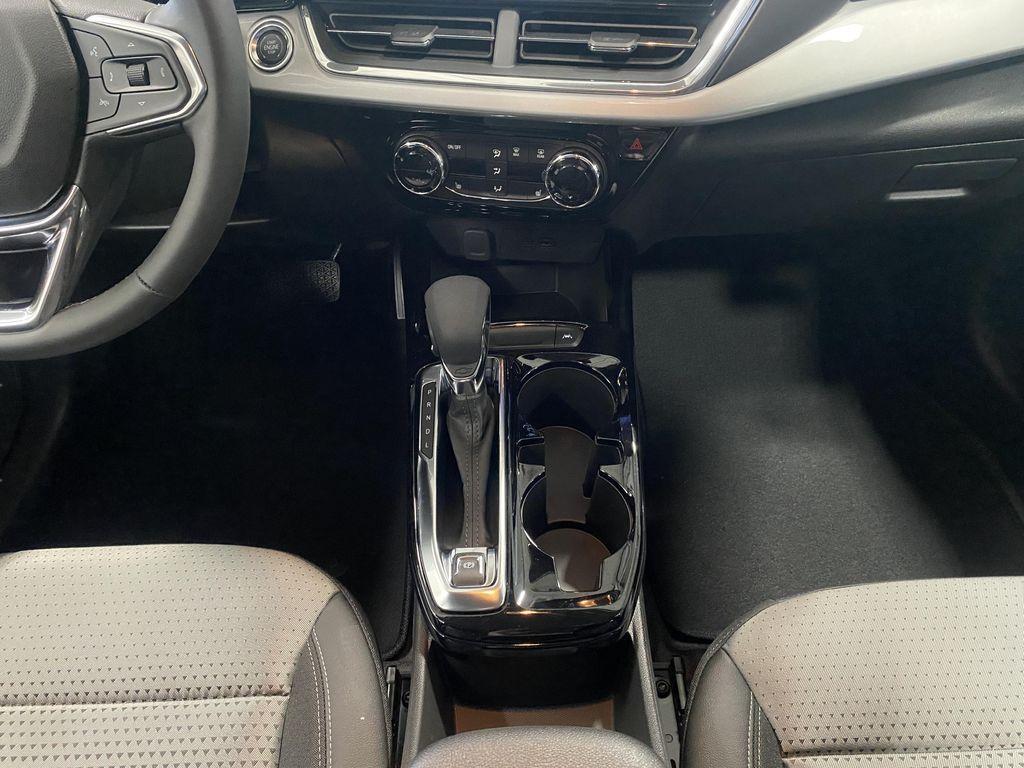 new 2026 Chevrolet Trax car, priced at $25,925