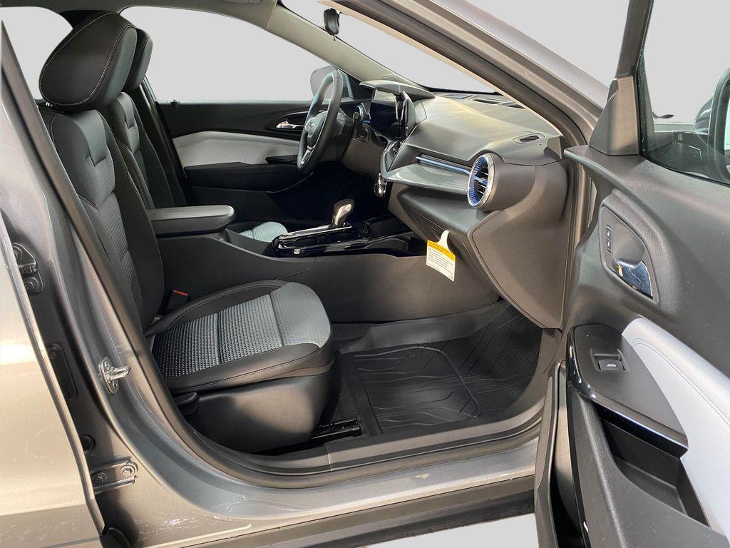 new 2026 Chevrolet Trax car, priced at $25,669