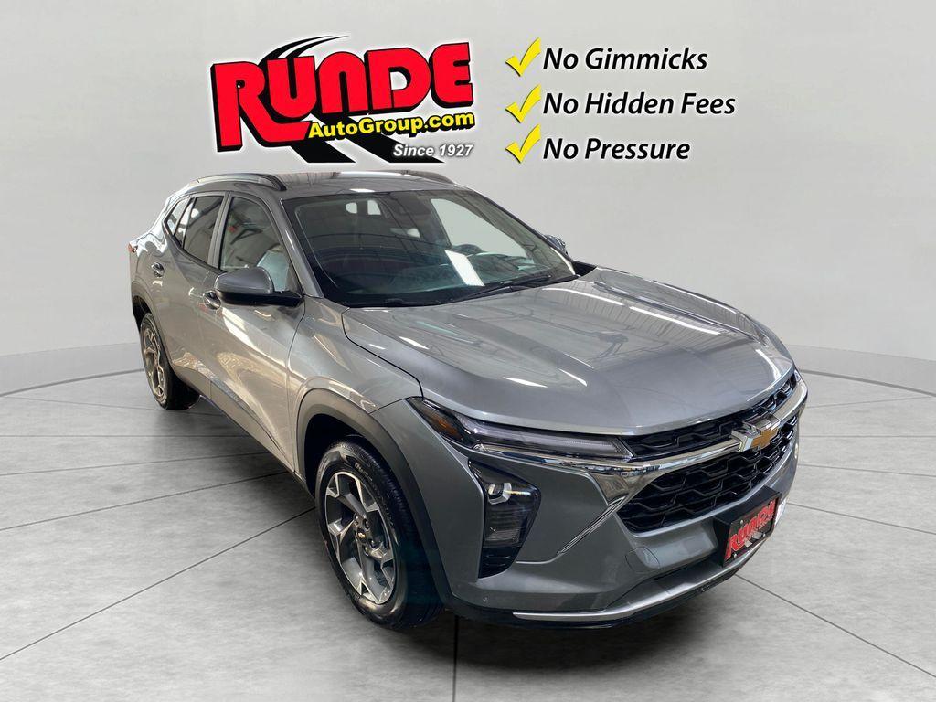 new 2026 Chevrolet Trax car, priced at $25,669
