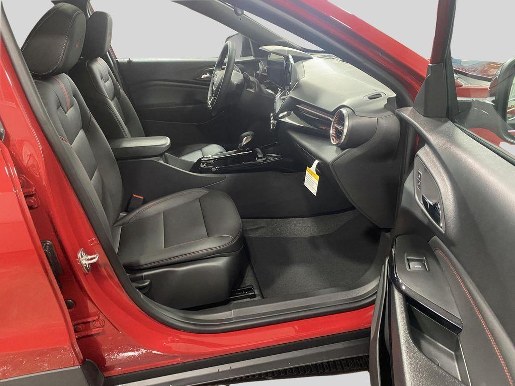 new 2026 Chevrolet Trax car, priced at $28,319